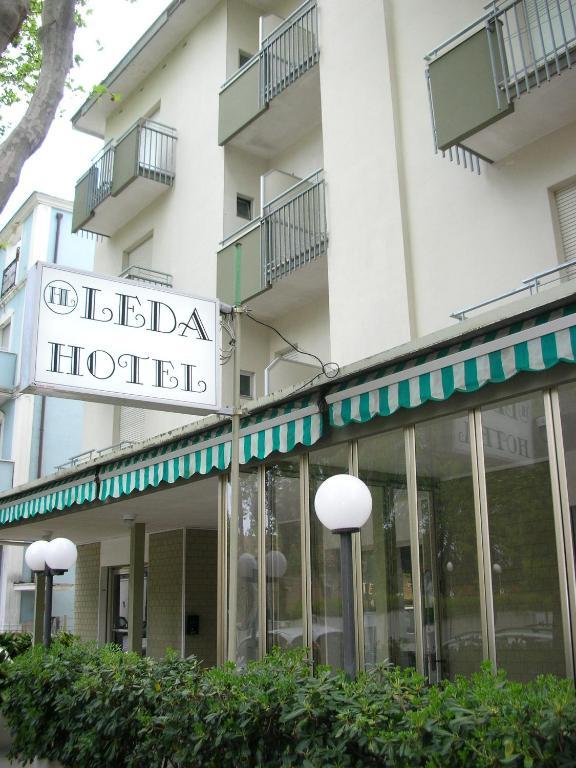 Hotel Leda リミニ エクステリア 写真