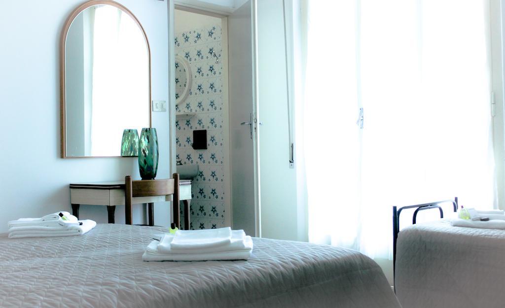 Hotel Leda リミニ 部屋 写真